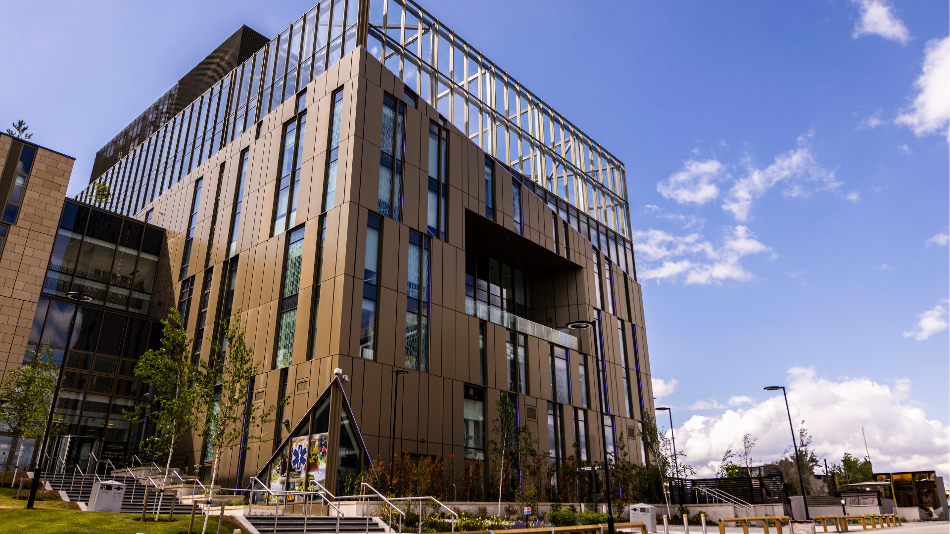 A photo of the outside of the Daphne Steele Building